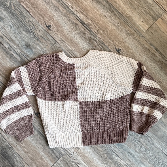 Alter'd State Sweater - Picture 3 of 3